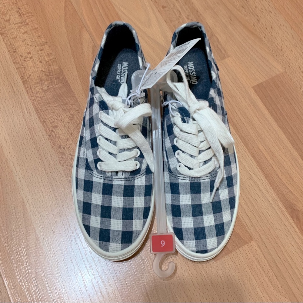 Mossimo navy and white plaid ankle sneakers